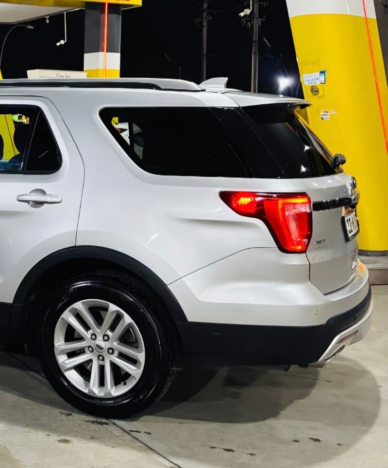 بۆفرۆشتن. 🩶🇺🇸للبیع

‏Ford Explorer XLT 2017
‏91,000mile

7 مقعد ، تاك اكسل ، 6 پستۆن 3.5 
کوشن کارەبا ، بەسمە و رمز 

سەنەوی تاکو ٢٠٣٠ ژینگە و هەموشتێکی دراوە  
ڕەقەمی نوێیە
 گێڕ و مەکینە بە شەرت 

سەیارەکە زۆر پاک و توند و تۆڵە 
4 تایەی لۆکی لەسەرە ، سپێری دانەبەزیوە 
بەرگە کوشن و جوانکاری بۆکراوە  
کتابی دەرەوەی وڵاتی بۆ کراوە  

دعامی بۆ دعامی یەک دینار مەسرەفی تێدانیە ، 
ماڵی دۆستە هەمووشتیکی بۆکراوە
 بە شەرتی تەحویل و بەناوکردن

هیچ دەعمێکی نیە لێرە ، سندوقی ڕەشی ئەمەریکایە
٤ یا ٥ ساردی بچوکیشی هەیە 

سعر /في التعليق يتم الرد فورا على المسنجر ✍🏻

نرخ/ لە کۆمێنت بنوسە یەکسەر وەڵام دەدەیتەوە 📮

ژمارەی خاوەن سەیارە : ***********☎️
واتساب
