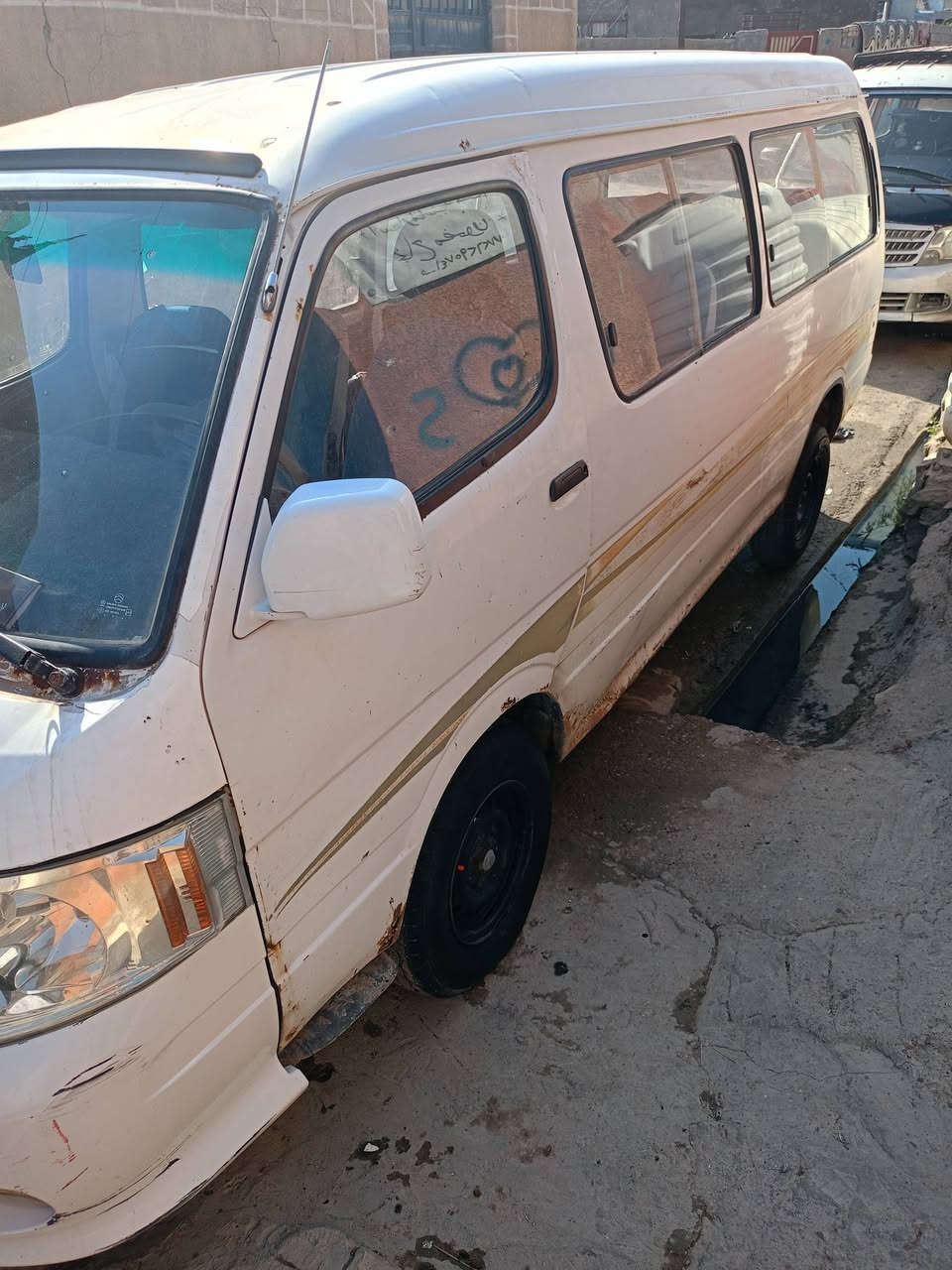 السلام عليكم فتون 2008 بسمي سنوية لل2030 كير محرك ونجي أوتو سيارة عوزها ترتيب ماكول جاهزة 100\100 محرك ماعرف ينقص لا بس جاي ابدل دهن ماكو اي تنقيص ولا تبخير سيارة رايدها ب35 قفل ***********
