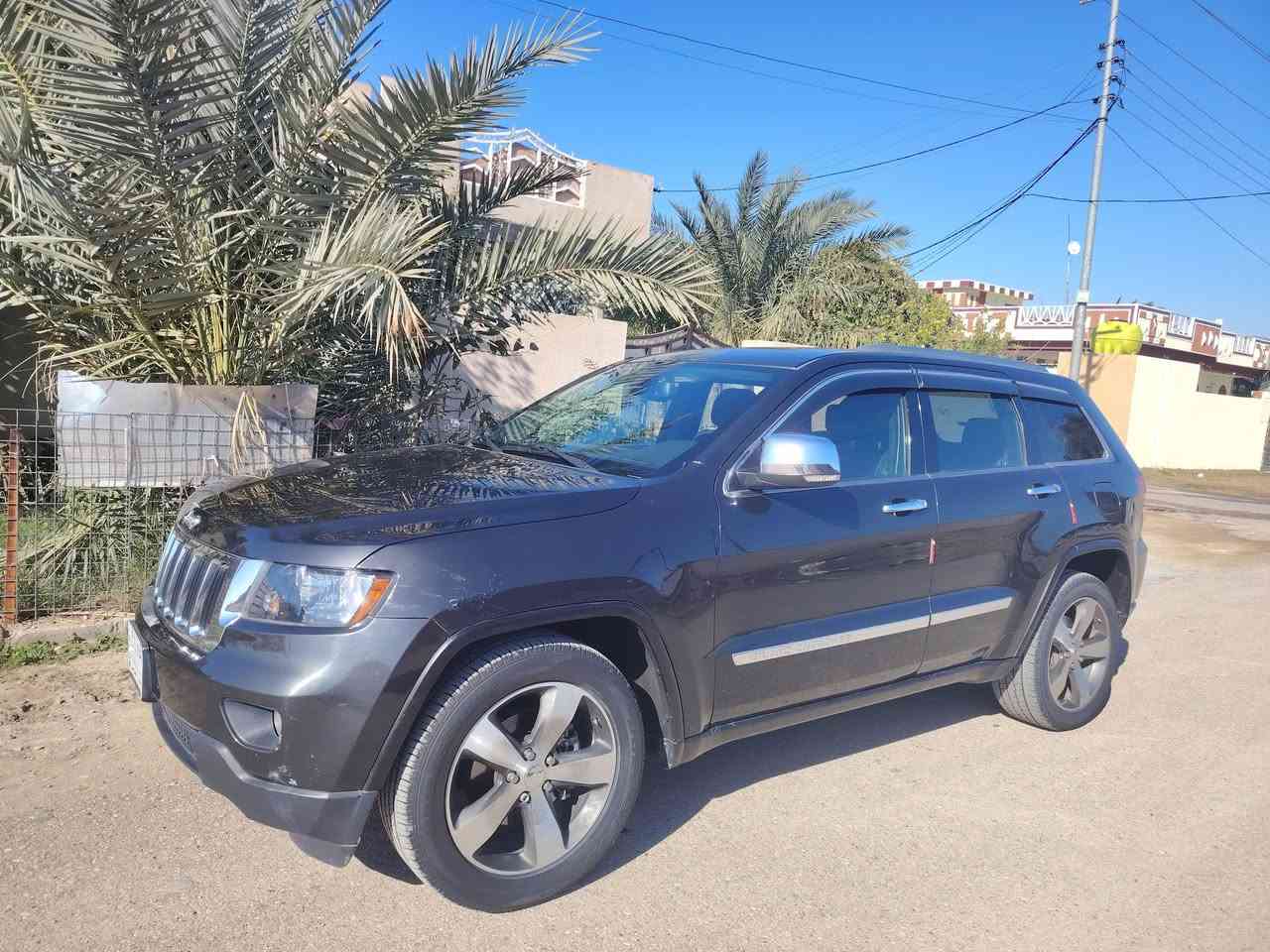 سلام عليكم
جيب لاريدو موديل ٢٠١١ افور لاند فول مواصفات ١/١
رقم بغداد
محرك ٣٦٠٠ جديد كير اوتو فور ويل مكفولات

سياره وارد امريكي داخله كلين 
بدون ارباك بل عراق بيها  ٣قطع   ضرر صطحي وبدلات بلاد 

سياره جاهزه مال بيت ومال جناي  ما بيها نقص برغي واحد
محرك وكير وحداديه تخم تاير كهربائيات باتري كله مكفول

مواصفاتها بانو راما بصمات بل ابواب بصمت تشغيل جنطه كهرباءداخل اسود ملكي  كشنات كهرباب ستيرا كهرباء تحكم ٤ جهات ستيرا بي تتفئه كشنات تبريد تتفئه شاشه حساسات كامره  لايت زنون عدسه تشغيل عن بعد وبعد بيها هواي موصفات هيه فول للخير  العنوان ديالى ***********
