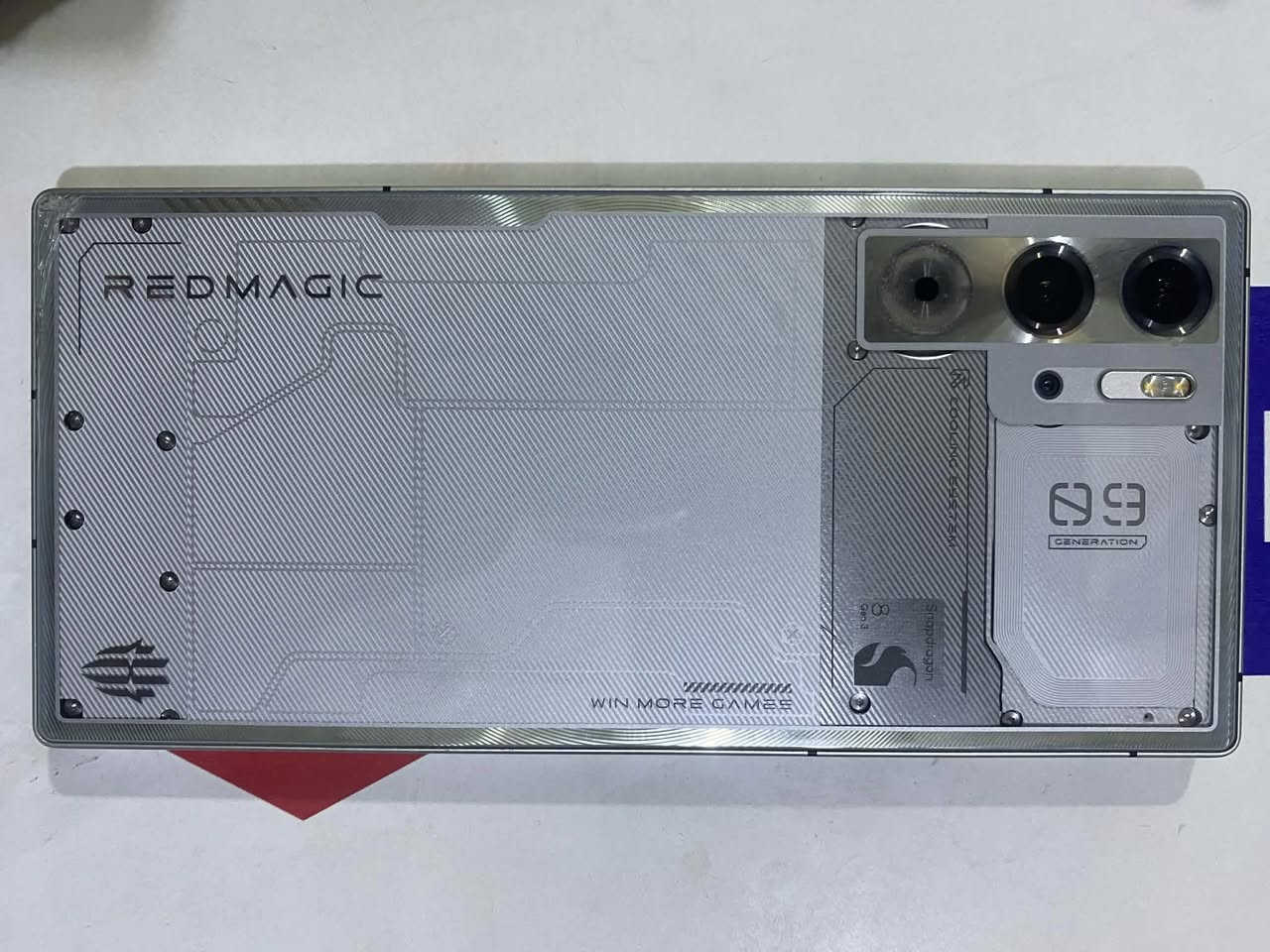 ريد ماجك 9برو مستعمل ذاكره 512/16+جهاز نضيف كلش +كل ملحقاته موجودة+بي بزاوية ضهره خدش بسيط ومامئثر على الجهاز للأستفسار على هذا الرقم ***********+على هذي الصفحه هم تكدر ❤️سعره800وبي مجال❤️
