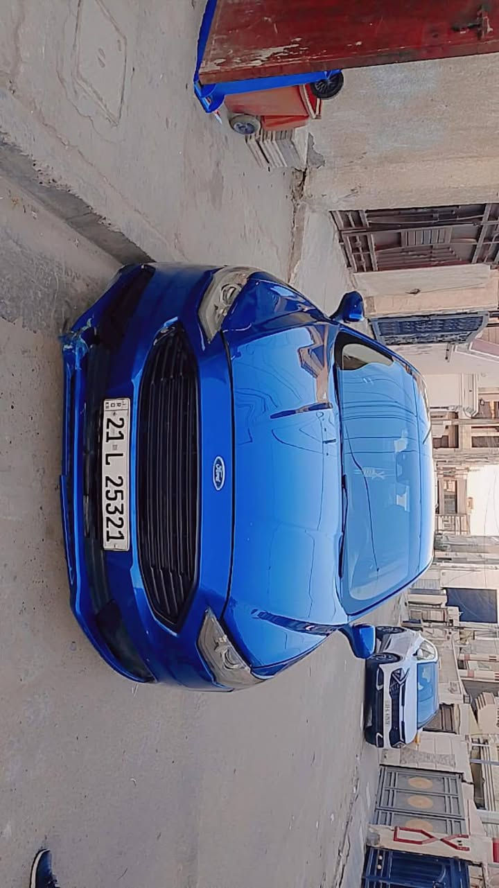 السلام عليكم
فورت فيوجن 17
 "مواصفات"
بصمه
شاشه كبيره 
كامره خلفيه 
كير ماوس
كشنات مخمل+ كهرباء 
تحكم ستيرن 
تبريد ❄️ 
محرك تيربو 
تخم تأير 
حداديه ✅ 
حساسات خلفيه
بيع مستعجل كلش فقل 90
***********
حادث سرقه جاملغات اماميه
