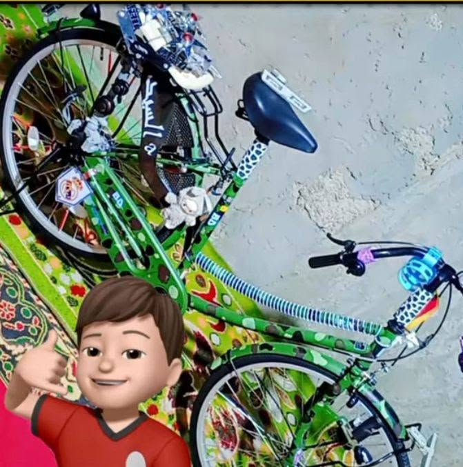 السلام عليكم
شباب باسكل للبيع🇯🇵🚴‍♂️ 
لونه مميز حشداوي🥇🌹
منزله من كرار ابو النقش ™️
الباسكل نضافه 100%100✨
مديل 22🚻❤
السعر خاص او مناسب 🔂💁‍♀️
العنوان نجف كوفه شارع المعمل 
للستفسار ((***********)) 📳
🧿🌀🌪
