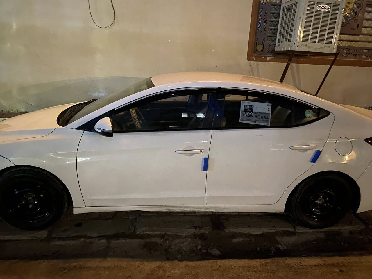 هونداي افانتي 2016 ابيض 1600 جي تي اي اشاير شفط كراسي تدفئا شاشه كبيره بيها صبغات ابيع حزام 
 تخم تاير جديد مكينه جديده حداديه جديده إضافة منضومه غاز

١١٢ وبيه مجال
***********
