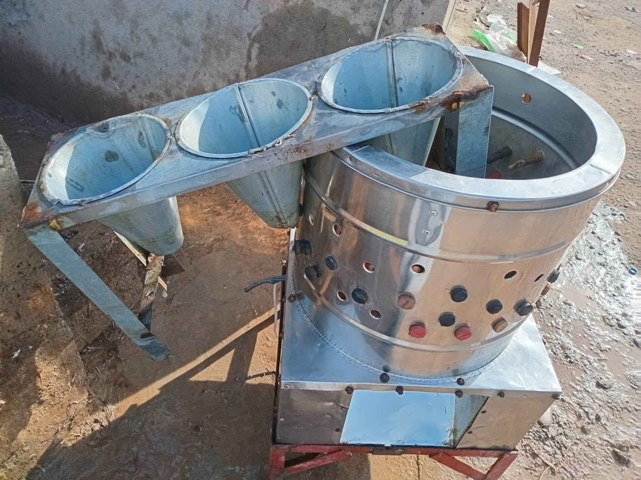 السلام عليكم يوجد هلاسه كهربائية  ويدويه وخناكه عدة كامله للبيع ***********
