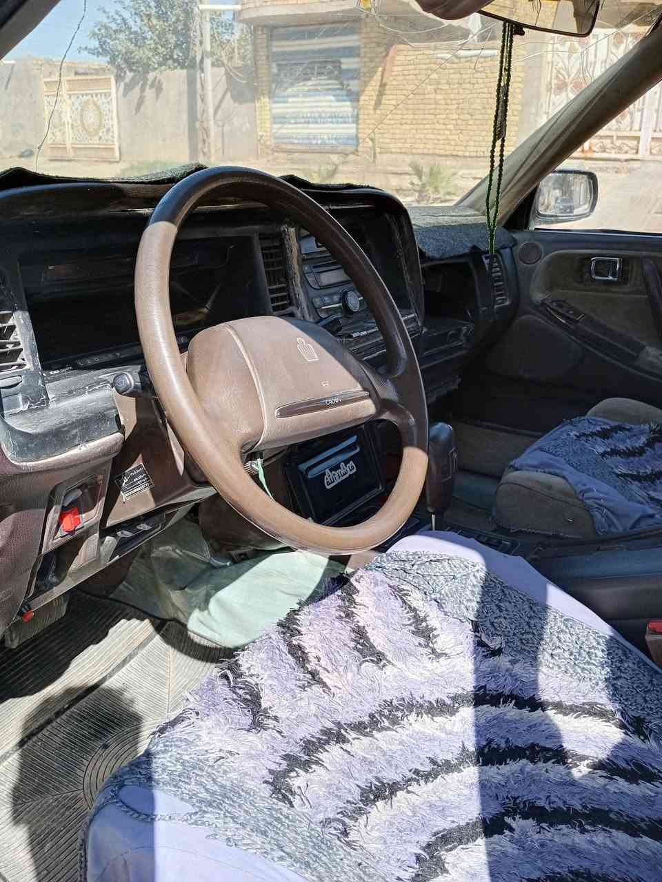 السلام عليكم تيوتا كراون موديل1991 سياره حلوة سنوية ساقطة من 2019 شرط التحويل مكينتها حلوه ونضيفه زوج تواير جدد توني مسويلها ادامة للمحرك سياره خير من الله تبريد عوزها بس كمبريسر ب50 الف سعر السيارة 35 وبيها مجال كلش بسيط للأستفسار واتساب ***********
