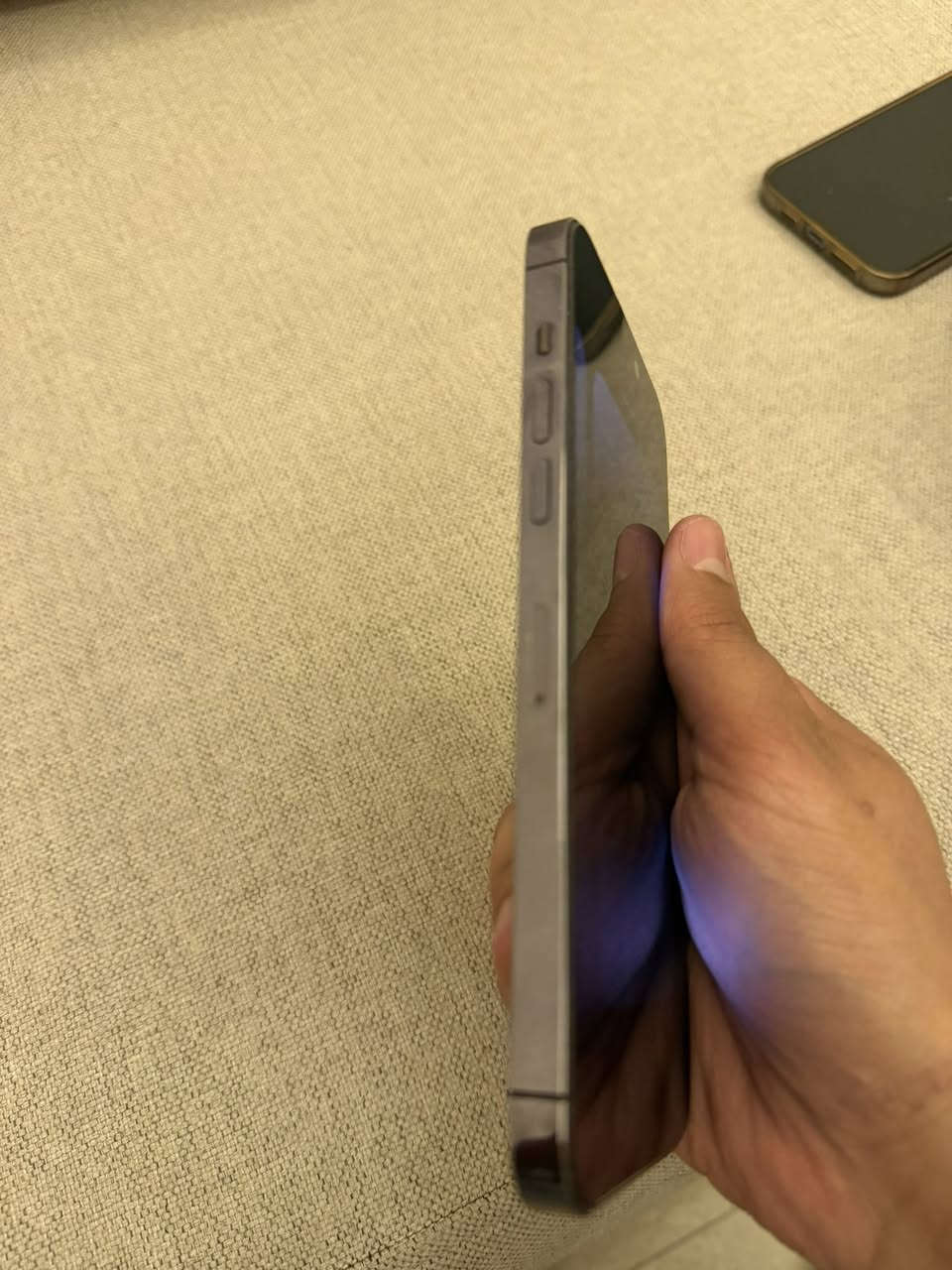 ايفون 14برو ماكس شرق اوسط وكاله ماستر ذاكره256
بطاريه 85‎%‎
نظيف استخدام قليل
سعره 900الف بي مجال بسيط
رقم تلفون ***********
