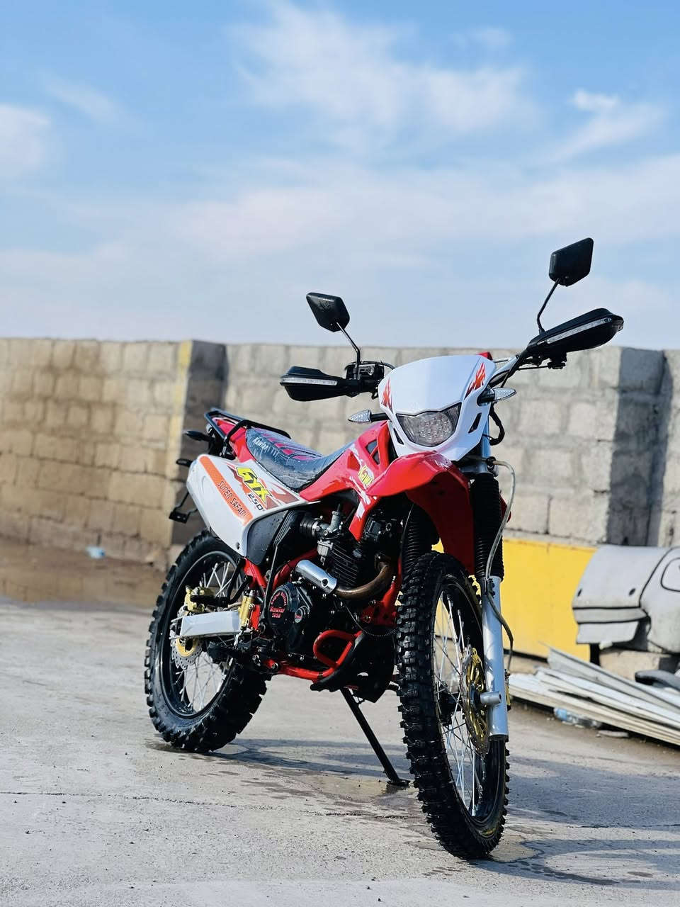 إسلام عليكم قفاز كاويار موديل 26 نضافه گدام العين للستفسار ***********
