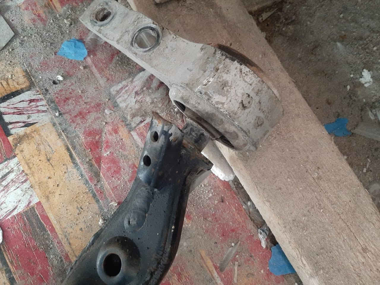 السلام عليكم عندي ذوله لأغراض مال رينو سفران ٢٠١١من رخصت الادمن قيم وخذ حض وبخت


**إذا كنت صاحب هذا الإعلان وتريد حذفه لأي سبب، رجاءا أرسل رسالة إلى الدعم الفني**