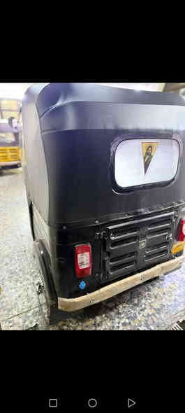 ألسلام عليكم تكتك للبيع مديل 2017 أوراق كامله المصطفى كشر مكفوله مكينه نضيفه لاتنقيص ولا تبخير السعر 2700 العنوان الكماليه شارع المصرف 😎
***********
