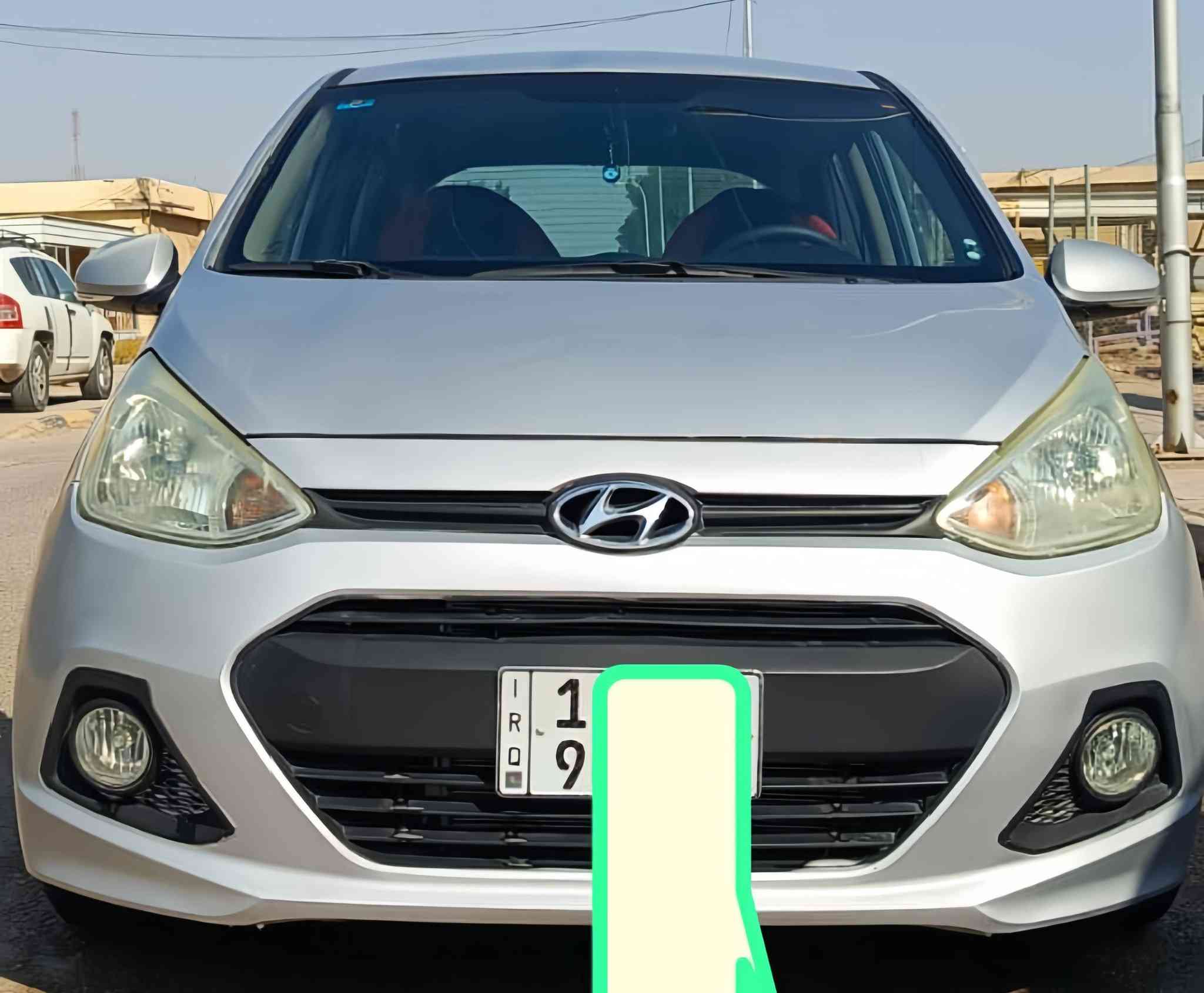 هونداي i10 موديل15رقم جديد السياره كلش جديده العنوان بصره لمطيحه ***********
