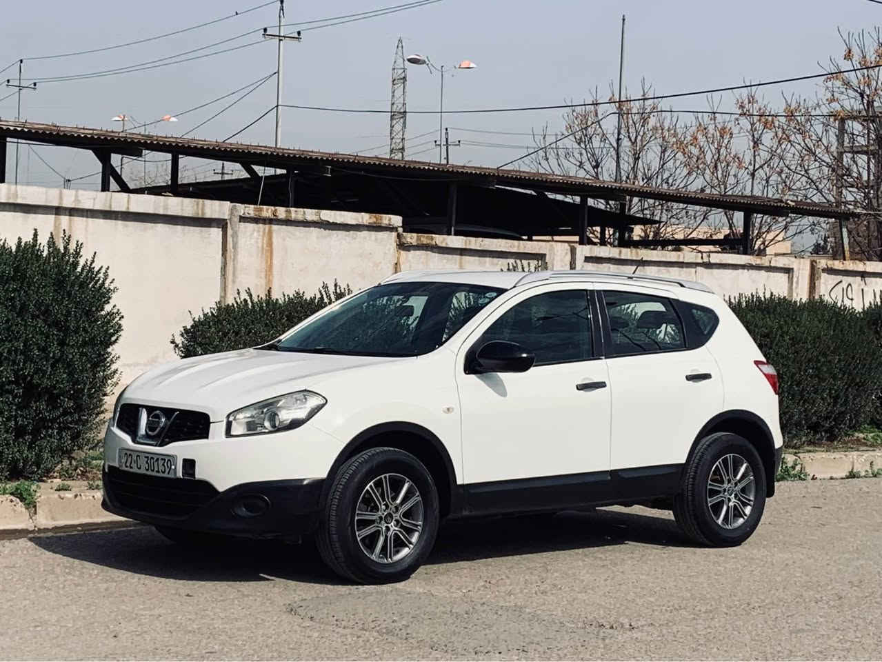 نیسان قەشقای ٢٠١٢ 
سەیارەیەکی پاک و جوان و بێ نەقسە 
بێ بۆیاغ تەنها ٢ شوێنی بچوکی تەحدیلە 
مواسەفات S 
چوار تایە و ویلی نووێی بۆ بەستراوە 
هەموو شتی جایزە گێر مەکینە تەقە و رەقە هەمووی بەشەرت 
مەکینەی نەکراوەتەوە 
مەکینەی 2.0 چوار پستنە
سەنەوی و رەقەم و هەموو شتی نوێیە
بەناو کردن بەشەرت   

سحری ١١٧ و مەجال 
📞; 0️⃣7️⃣5️⃣0️⃣    4️⃣6️⃣3️⃣       4️⃣4️⃣9️⃣2️⃣ أربيل, العراق


**إذا كنت صاحب هذا الإعلان وتريد حذفه لأي سبب، رجاءا أرسل رسالة إلى الدعم الفني**