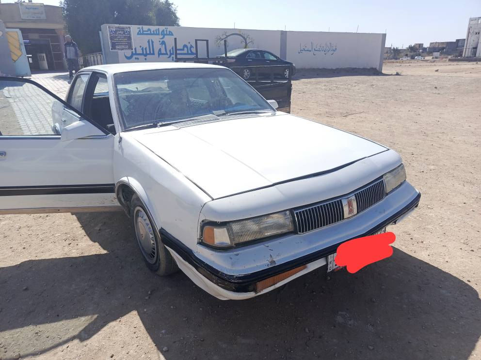 اولدز موديل 1990 رقم بغداد الدولي مداور ثاني يوم كير ومحرك كفاله السعر 35 أو مراوس حسب القناعه مكان الديوانية البدير *********** النجف, العراق
