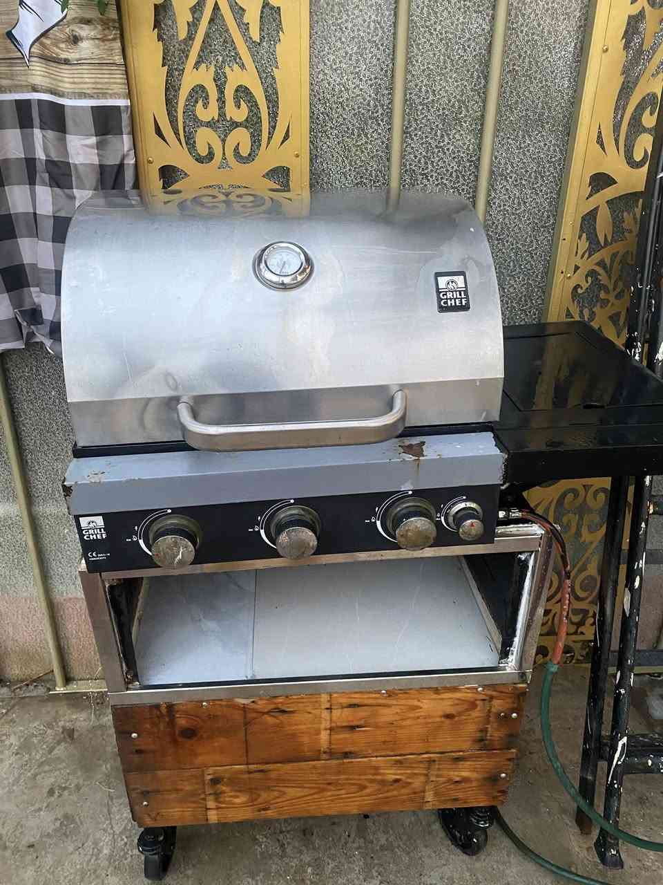 منقله شوي غازيه اوفحم للبيع 90 الف مال بيت مستخدمه كم مره مكاني بغداد الشعلة


**إذا كنت صاحب هذا الإعلان وتريد حذفه لأي سبب، رجاءا أرسل رسالة إلى الدعم الفني**