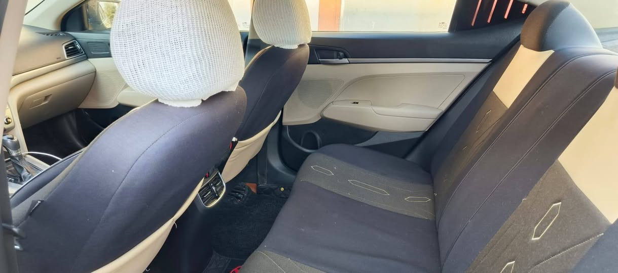 انترا ) شكل ال١٧ بلسنويه١٦/سياره بأسمي كلين بيها بل  دوسه صبغ شبر فقط  محرك ١٦شرط 5ويل گب سياره جديده بمعنى الكلمه شرط التحويل الي عنده اي استفسار يتصل علئ الرقم  ***********
