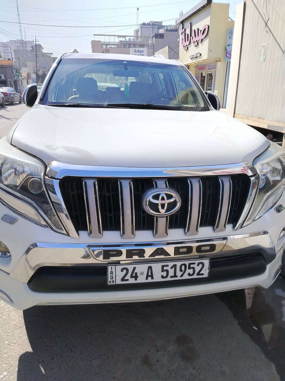 السلام عليكم برادو ٢٠١٠ محدثه ٢٠١٧
محركهه اربعه سلندر ٢٧٠٠ 
جاملغ السايق ونص من باب السايق هاهيه
الباقي كله نظيف السعر شدتين و ١٥ وبيهه مجال
ماشية ١٥٠٠٠٠ وقابل للزياده 
للشرايه الاتصال على ***********
