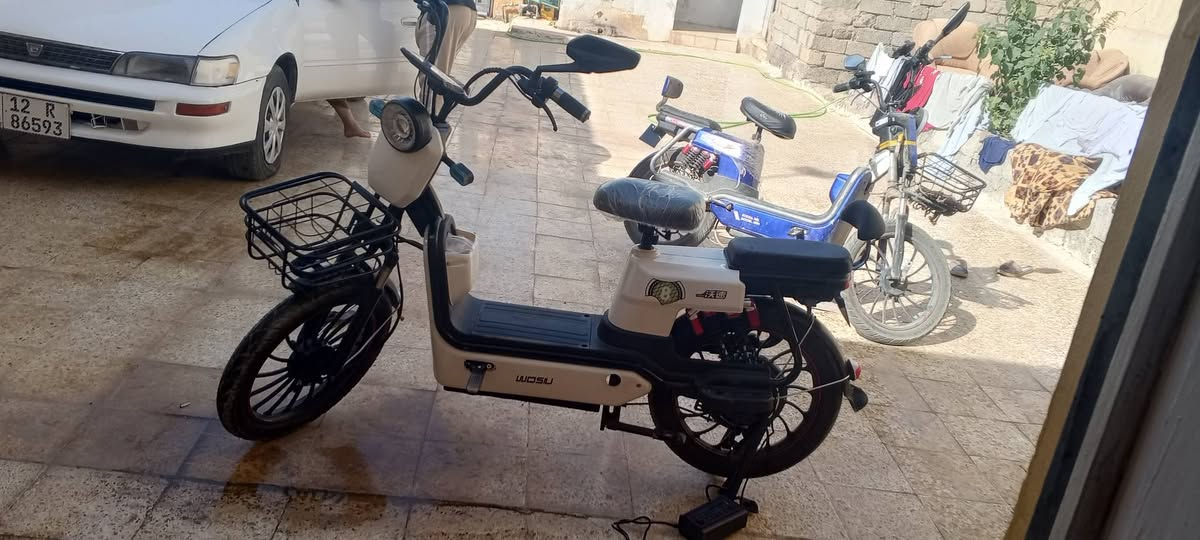 ماطور عل شحن موديل 2025 بطاريات5دبل ماطور نضيف صار شهرين من اشتريته بل كارتون مستخدم شهرين فقط السعر 350بي مجال شي قليل عنوان موصل جانب الأيمن بل عبور رقم الهاتف ***********
