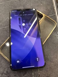 ايفون ١١ برو ماكس • ٢٥٦ • بطارية ٧٤