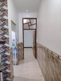 مشتمل • بالسياسيين • ١٠٠م