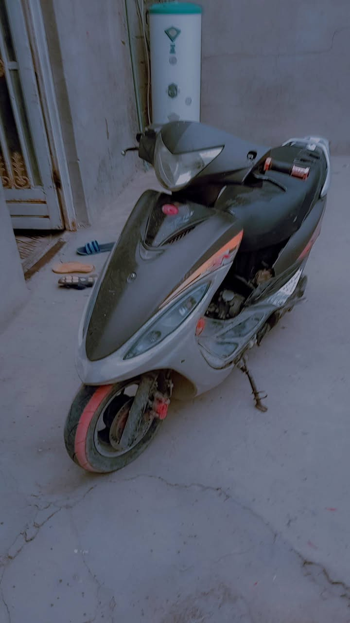 اسلام عليكم  دراجه للبيع بل نجف رضيويه
200 وبيه مجال ***********
