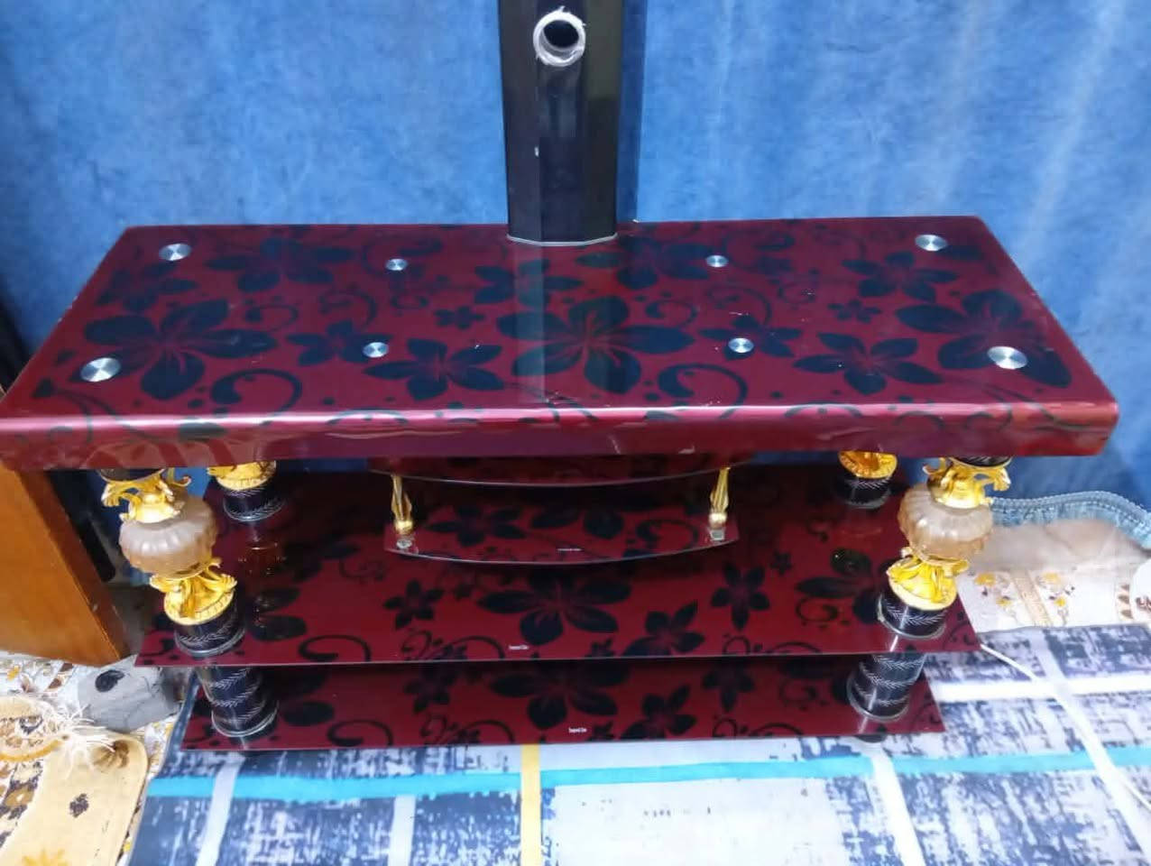 غراض للبيع نضيفات كلش 
البراد نضيف كلش شرط الفحص والشغل السعر 250
الاوفن جديد كلش بالباكيت استخدام يومين ب 100
ميز بلازمه نضيف كلش السعر 30
مكانهن بسوك الشيوخ بحي العسكري


**إذا كنت صاحب هذا الإعلان وتريد حذفه لأي سبب، رجاءا أرسل رسالة إلى الدعم الفني**