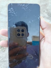 جهاز سامسونج للبيع ذاكره ٦٤ سعر ٤٠ نهايته الاستفسار 07507160782 بي وات...
