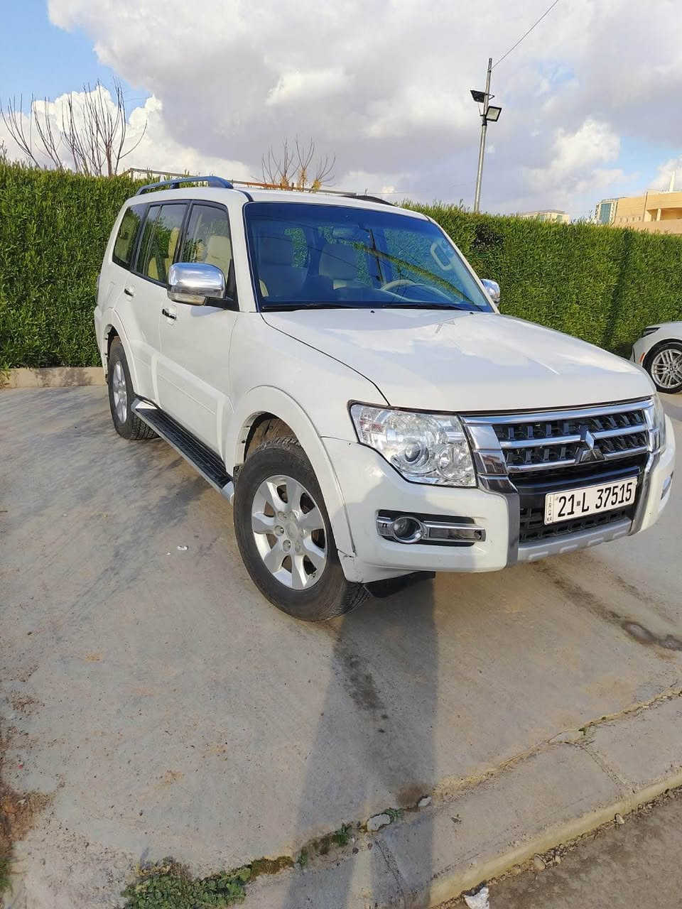 Pajero 2018 باجيرو 

  *********** موبايل 📲

ماشي ١٧٠ كيلومتر 

 💪🏻باجيرو ٢٠١٨ محرك ٣.٥ 
 
 بدون صبغ 

تحديد سرعة
 مرايا شفط
  سقف سلايد
  شاشة ايباد  
كامرة خلفية    

ارباك   ✔️ محرك ✔️  كير  ✔️ 
دبل اكسل  ✔️  

كل شي بشرط  و ما مفتوح و نظيف.👍🏻   

سنوي و رقم و هزة جديد
و سيارة باسمي  

***********  📲 أربيل, العراق
