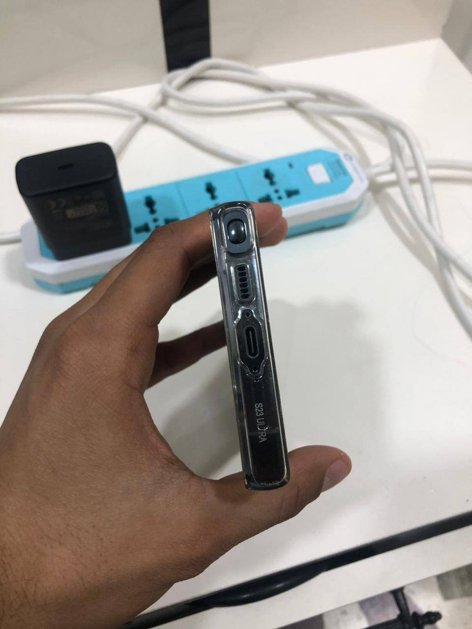 سلام عليكم الترا s23 للبيع جهاز ممبدل بي شي ضمان عين شمس يشيل شريحتين ذاكرة 256 لون زيوتوني مابي فقط فطر كلش خفيف بالضهر ممبين مكان بغداد شارع فلسطين للتواصل *********** السعر 600
