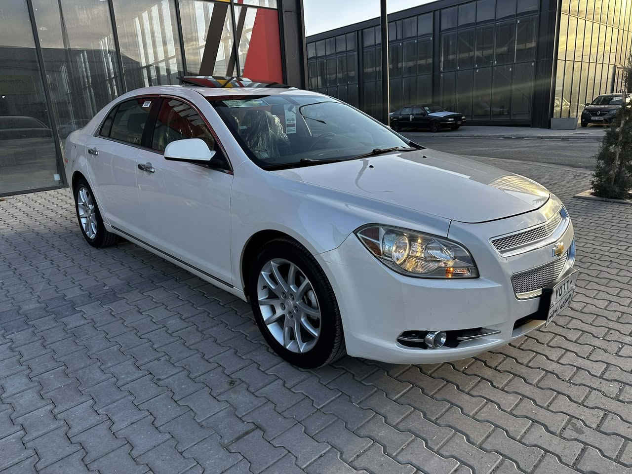 سلام علیکم ماليبۆ ٢٠١٢ خلیجی سفری شەریکەی منصور دەعامی بۆ دەعمی بەشرت بێ بۆیاخ بێ سارد سەیارەکە وەک شەریکە ماوەتەوە  ٢ دەسە گێرو مەکینە بەشەرت مةكينة ٢.٥
مواسەفات فولە (LTZ) کوشن کارەبای کوشن هیتەر سەماعە(BOSE)  کوشن جلد سلايد سوکان ڤۆلیۆم تعدیل سورعە ئاوێنە کارەبای ئوێنە کانی دژە فولە تەبریدی سیستەمی سپلێتە سیارە کە شەغالە

سیارەكة ١٧٠٠٠٠كم  حەقیقی ڕۆشتەوە
نرخي 92 معامةلةيكي كةم 
                                                                  ***********

سلام عليكم ماليبو ٢٠١٢ خليجى سفر منصور 
سياره كفاله عما دعميه لل دعميه بشرط ماكو سبوغ ماكو بارد مكينه بشرط كَير بشرط مكينة ٢.٥

موسفات فول (LTZ) سمعات (BOSE) كشنات كهرباى كشنات هيتر سياره شغال سياره پانوراما كشنات جلد سكان فوليوم تعديل سرعە
١٧٠٠٠٠ كم الف ماشية
سعر ٩٢ مجال بسيط
                                                                    ***********
