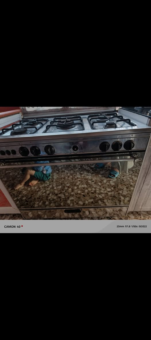 طباخات للبيع ابو الفرن ب 125 وبي مجال
ولثاني ب 30 
وثنينهن شغالات ولفرن شغال


**إذا كنت صاحب هذا الإعلان وتريد حذفه لأي سبب، رجاءا أرسل رسالة إلى الدعم الفني**