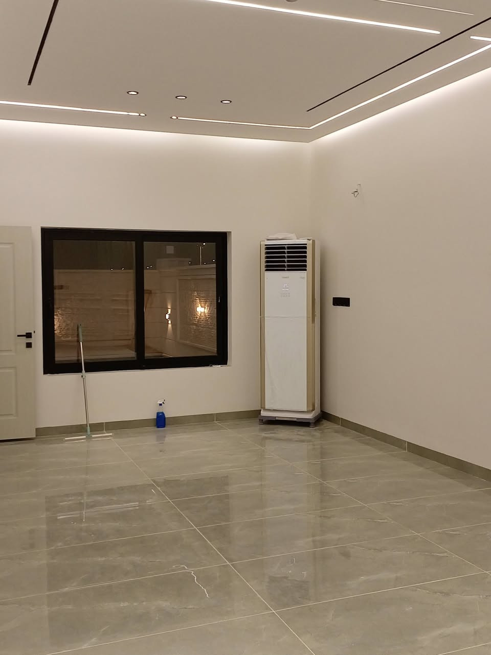 السلام عليكم

كادر مختص لتنصيب السبالت داخل تكريت 
وصيانة السبالت
وغسل السبالت الضعيفة بسبب الأوساخ
وتحويل السبالت من مكان إلى آخر
وشراء السبالت العاطلة
واستخدام الفاكيوم عند التنصيب 

عملنا اليوم تنصيب ( 9 ) سبالت في مجمع السلطان السكني

للتواصل  ***********
