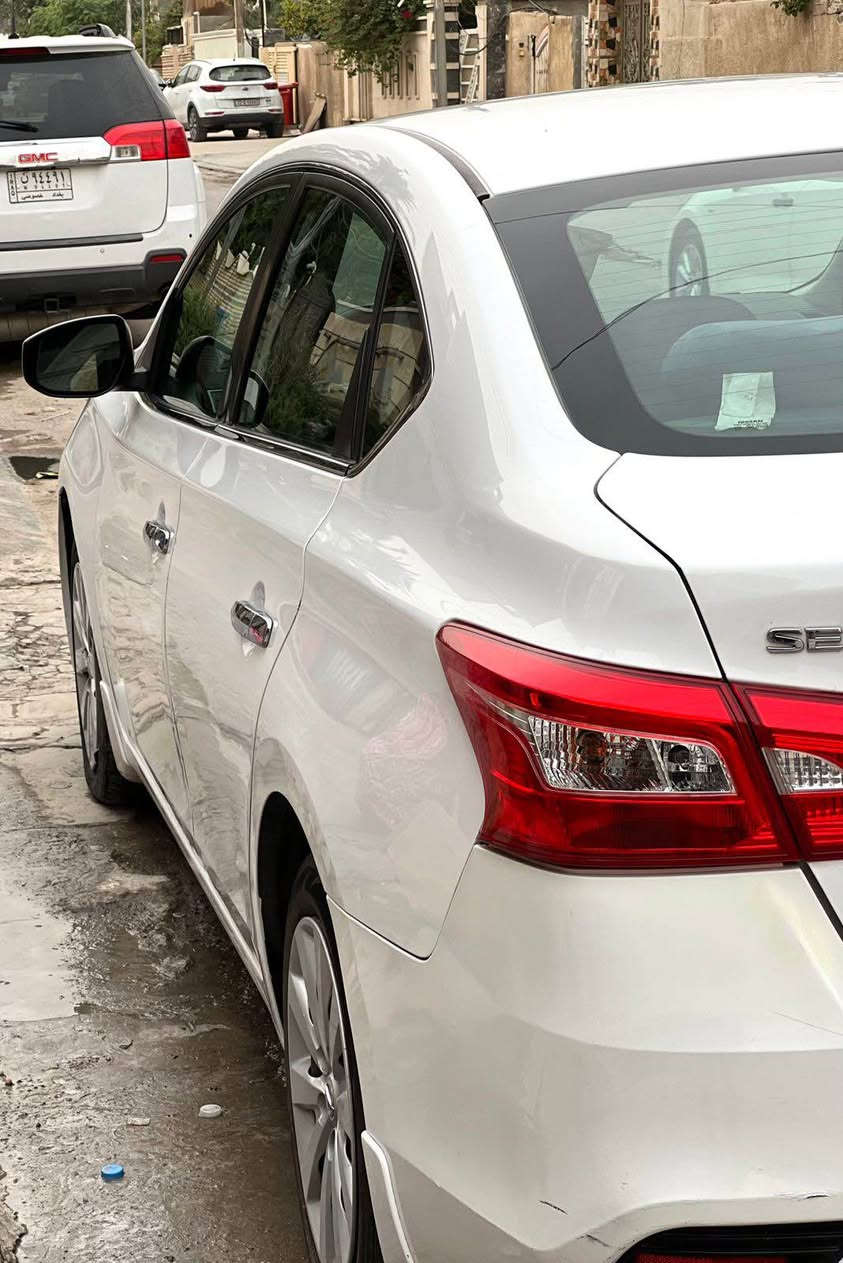 سلام عليكم سيارة للبيع رقم اسليمانية رقم وسنوية جديد إلى 2030 تحويل ثاني يوم سانترة أمريكي انكول ثلاث قطع هو قطعتين ونص بنيد وباب خلف السكن والجاملغ حالياً تواجد السيارة في اسليمانية  *********** الموديل 2017 وبصمة السيارة تحكمات كامرة خلف وحساس ومنظومة لايت زنون واشاير والسعر 110 $ وبيه مجال للشراي يخابر اويراسل السليمانية, العراق
