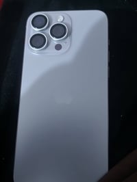 آيفون ١٥ برو ماكس • ٥١٢ • مقفل ايكلاود