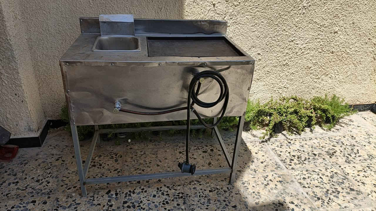 للبيع نظيفة جدا وما مستخدمة هواي
العنوان بغداد التاجي ✅


**إذا كنت صاحب هذا الإعلان وتريد حذفه لأي سبب، رجاءا أرسل رسالة إلى الدعم الفني**