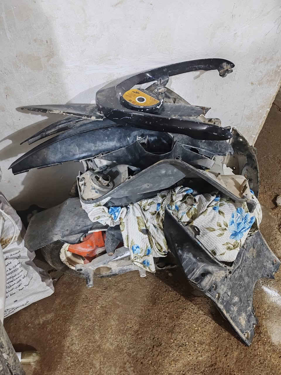 سعر دراجتين بدراجه وحده  دراجه الاوله سكنس نثيه 140 كامله وشغاله ثانيه نثيه 110 كامله بس اني مفصخه دراجتين بسعر  400 وبيه مجال


**إذا كنت صاحب هذا الإعلان وتريد حذفه لأي سبب، رجاءا أرسل رسالة إلى الدعم الفني**