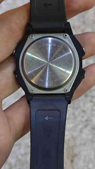 ساعة كاسيو نوادر للبيع
ساعة كاسيو إنتاج ال1985
تحتوي على مقياس درجه الحراره و الرطوبة
سير و بوك أصلي 
الساعة شغاله 100/100
نظيفة جداً 
تحتوي على تاريخ يومي شهري 
تحتوي ضوء 
 سعرها 80 الف بيها مجال بسيط 
ويوجد توصل لكل المحافظات 
للتواصل أو الاتصال 
***********
