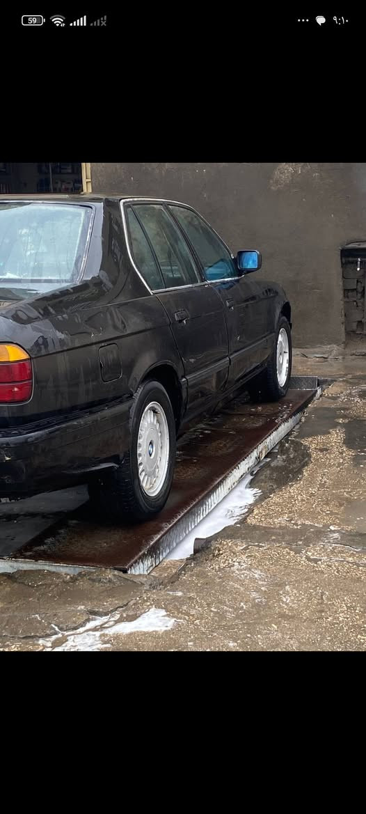 السلام عليكم مكلف بلنشر BMW 730 مكينه مفتوح موديل 1991 رقم انبار الماني مشروع وطني سياره بلاديه كشر ممصبوغ بلادي سياره جديده كير مكينه صدر تخم تأير  سعر 40 وبيه مجال للاستفسار  عرقم فقط ***********
