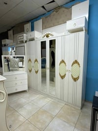 غرفة نوم تركية • خمس قطع • نقل وشد مجانا