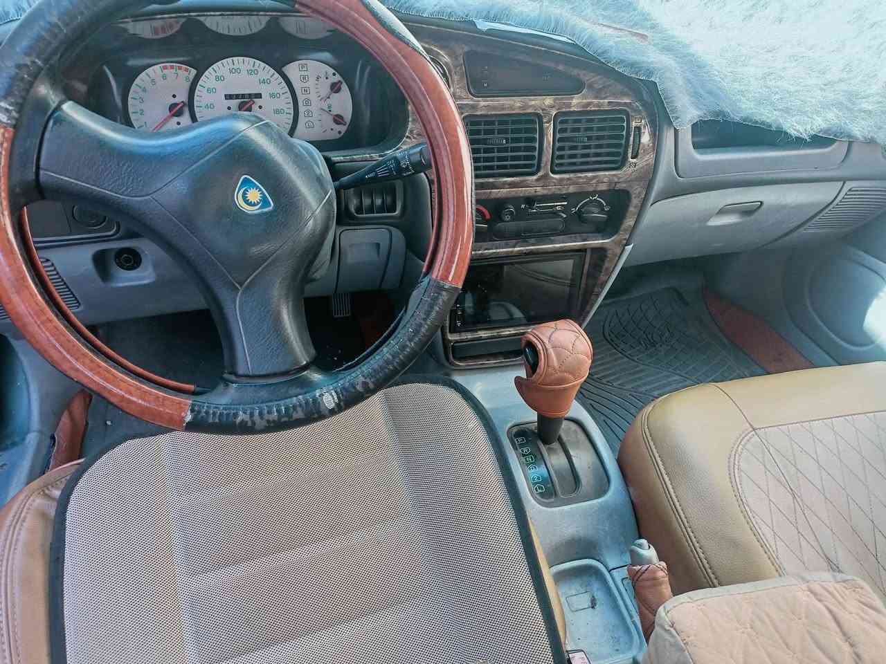 السلام عليكم 
بروتون 2004 للبيع سياره جاهزه تبريد تدفئه شرط محرك گير صدر صبغ جماليه شرط سنويه بأسمي لغاية 2029 شهر الثامن ورقم مسطرة دولي  دفتر بنزين .
***********
سعر 56
