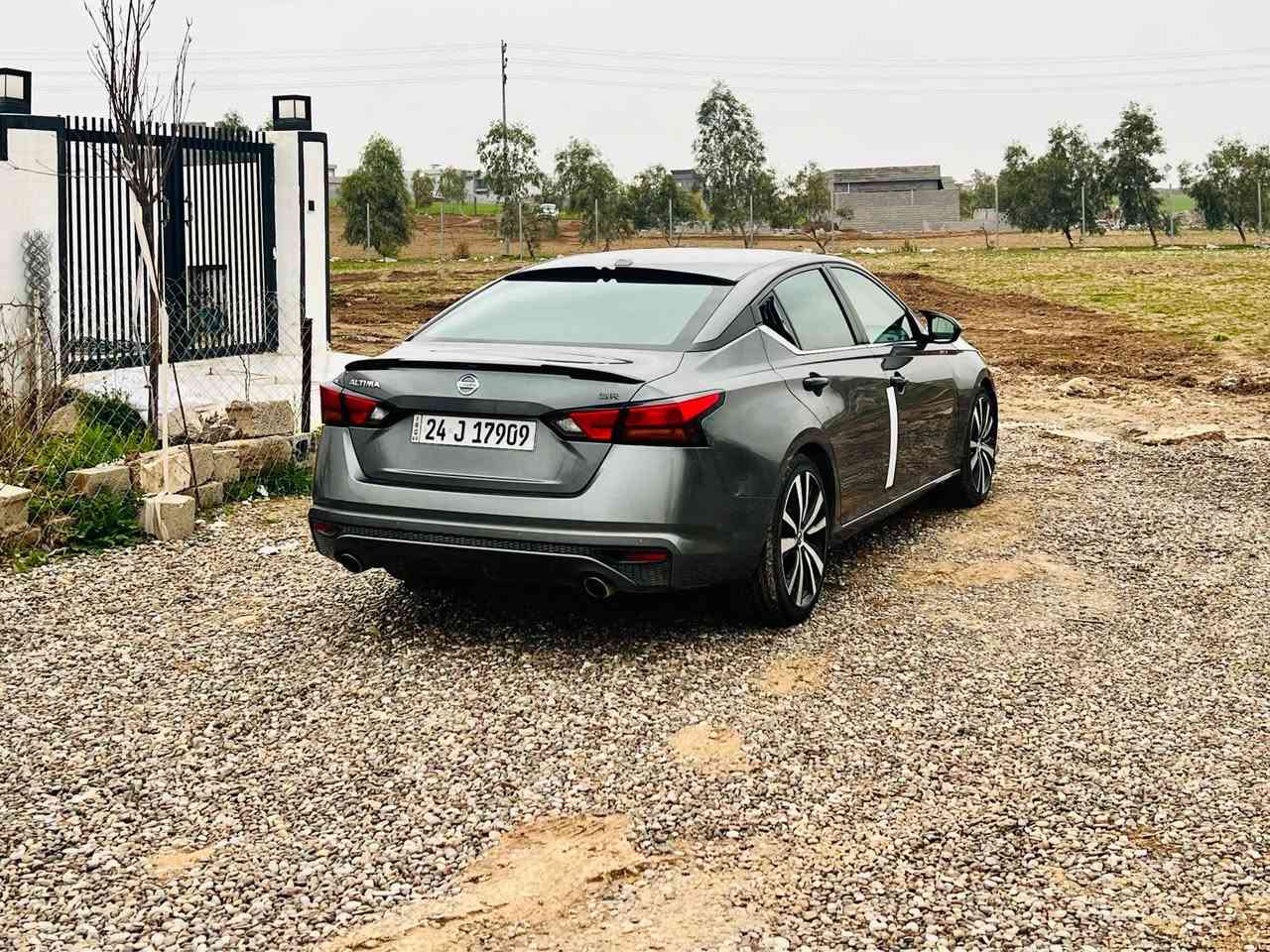 نیسان ئالتیما مودیل 2022ئەمریکی
مواسفات SR رەنگی نەفتی مەرغوب
سیارەکی زورجوانە یەک دینار مەسروفی نیە
بونیتی سبوغە جملغ کەمێک ساردەکوت
داخلی زەربەی نیە قرجێکی زورکەمی هەیە
سونەرم داناوە ئێرباگ بەس سوکان سیستەم
90میل رویە گێرومکینە بەشەرت بێ کرانەوە
تحویل وەکالە غرامە بەشەرتە بەناوی خومە
سعری 145$شوێن هەولێر ژم*********** أربيل, العراق
