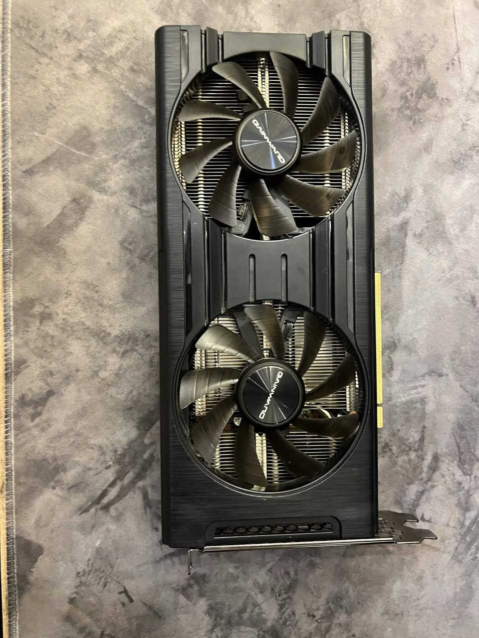 RTX 3050 GHOST OC 8GB GDDR6 للبيع كرت شاشه 

 المكان بغداد منصور تجي و تفحصه او تاخذه وتفحصه على ضمانتك

اختبارات الكرت بالصور 

( الكرت فاتحه ب ايدي ابدله معجون )

السعر : 200 او مراوس ب 2060 و انطيك فرق


**إذا كنت صاحب هذا الإعلان وتريد حذفه لأي سبب، رجاءا أرسل رسالة إلى الدعم الفني**
