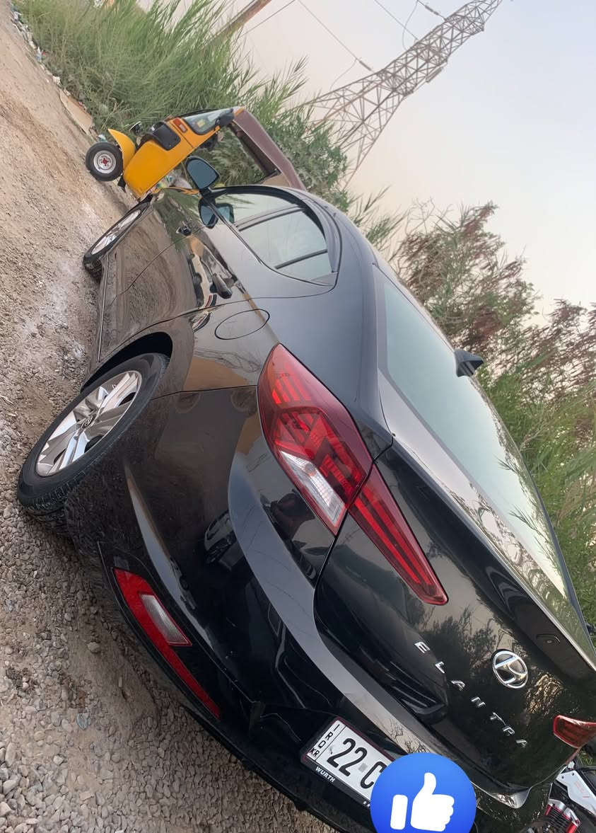 النترا للبيع 19 امريكي
كير اي تي 
تحكم جهتين  نص فول سيارة حادثها جاملغ 
عكس سايق وبنيد بدون دواخل 
ماشيه 80 الف رقم اربيل بسمي شرط تحويل سيارة 
السعر 125 للتواصل ***********
