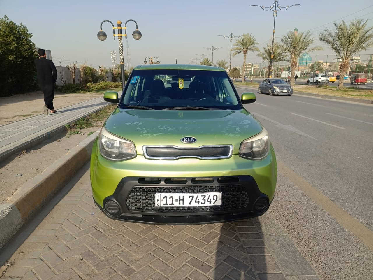 السلام عليكم
مكلف بنشر الشراي يتصل عرقم 
 كيا صوول 2016
لون مميز حادثه بابين جهت اليمنه مصلحات صابغين بيه صفحه كامله موحدين لون 
السعر 105 وبيه مجال قليل 
مكينه 1600 GDi
مكاني بغداد مدينه الصدر 
للستفسار ***********
