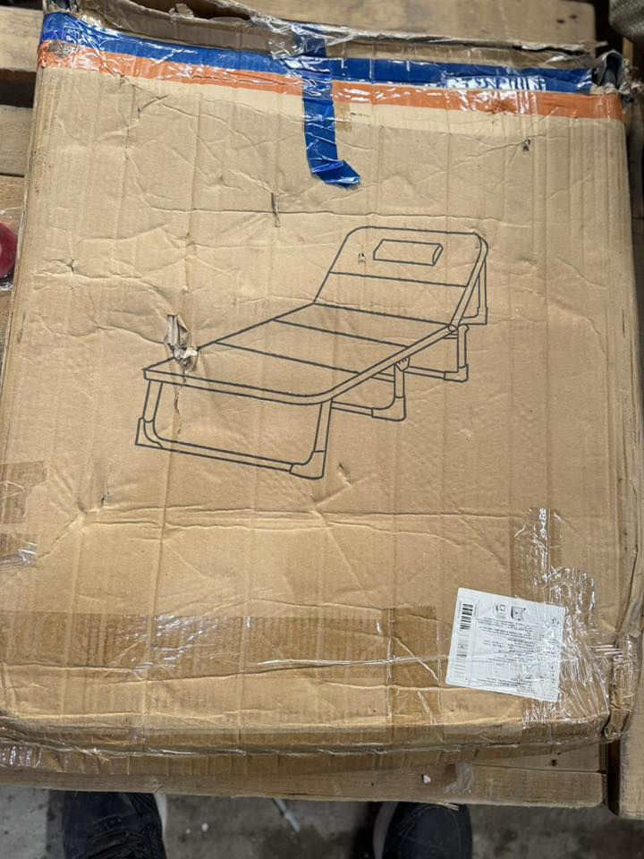 10 قطعه مشكل الشكل والحجم جديد بالكارتون ماعده قطعتين بدون كارتون شلع 170 الف كلهن


**إذا كنت صاحب هذا الإعلان وتريد حذفه لأي سبب، رجاءا أرسل رسالة إلى الدعم الفني**