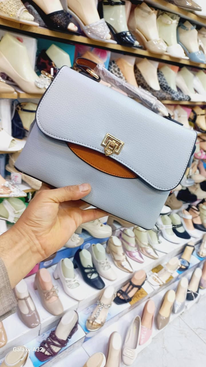 جنط نسائي
سوفت حجم وسط


**إذا كنت صاحب هذا الإعلان وتريد حذفه لأي سبب، رجاءا أرسل رسالة إلى الدعم الفني**