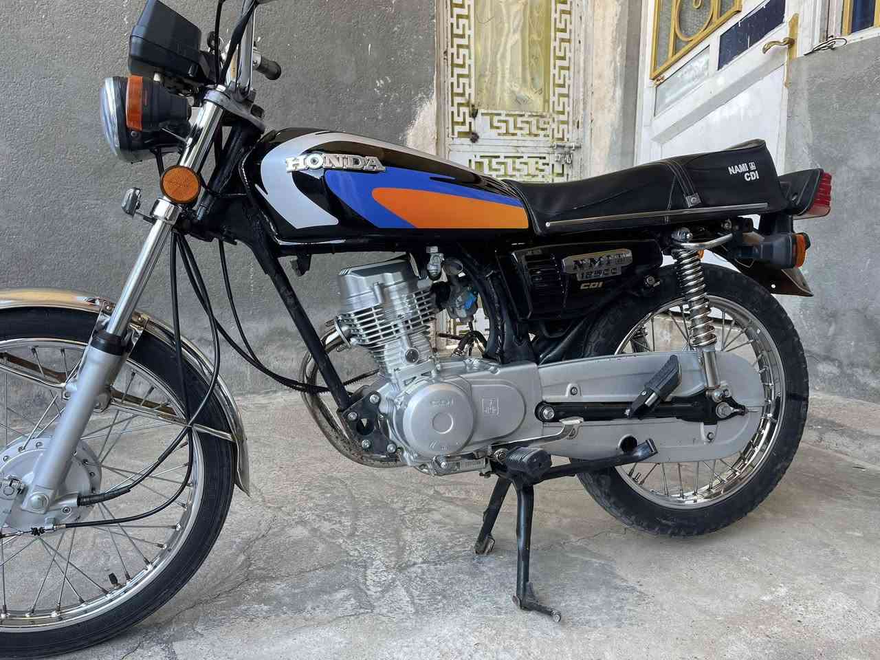 سلام عليكم دراجه نامه تعمير للبيع دراجه نضيفه السعر خاص تواصل ***********
