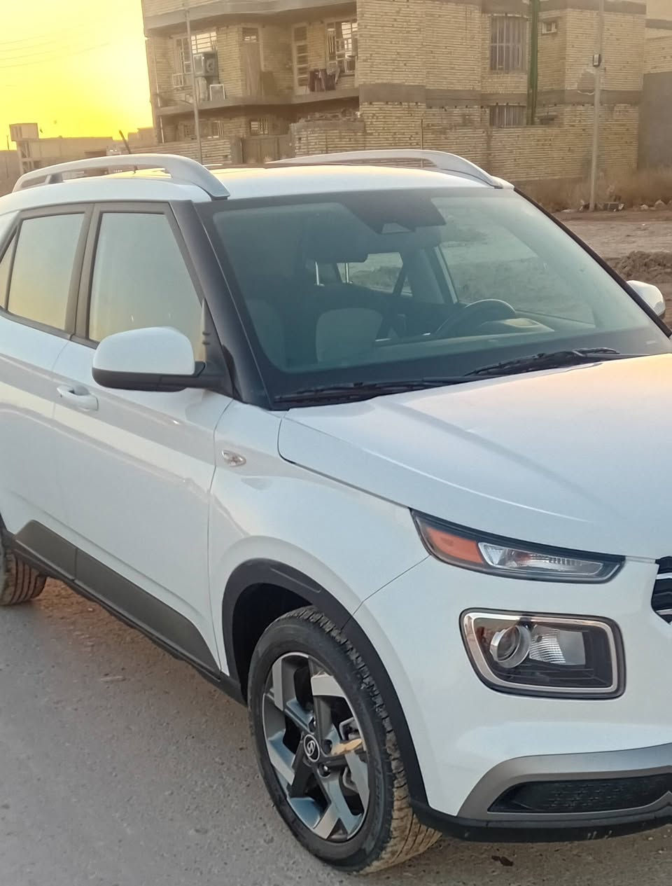 سلام عليكم.
فينو.25.
ماشية 8.الف.
السعر مع تفاصيل خاص. 
واتساب ***********
