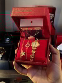 ساعات نسائية • بكج • سوار وكلادة