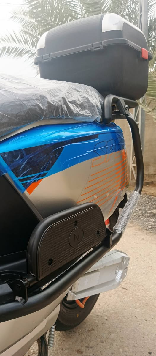 سلام عليكم 

دراجة سكنس #للبيع او مراوس 

ـ بطاريات جدد عل فحص 
ـ دراجة حيل نضيفة ماشاء الله 
ـ جهاز انذار 
ـ تشغيل عن بعد 
ـ جهاز انذار 
ـ خوذة 
ـ تشغيل كارت 
ـ بطاريات ٦ـ ٣٢ انبير 
ـ مستخدم قليل 

مكان : فلوجة ناحية الصقلاوية 

 🔴سعر وباقي تفاصيل اتصل عل رقم وتدلل 

*********** متوفر واتساب
