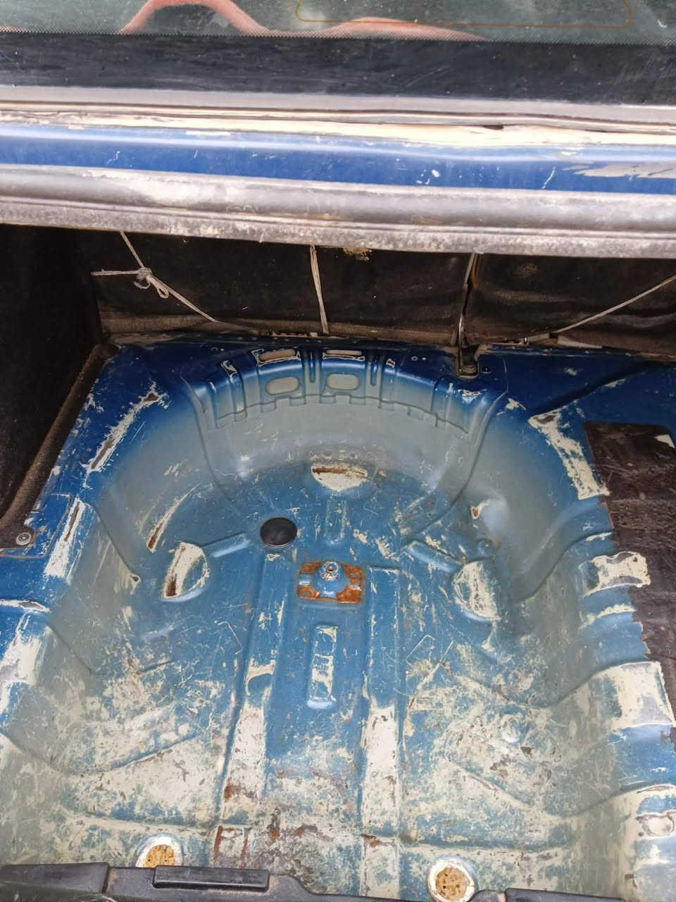 سلام عليكم اكسنت البيع رقم نينوي رقم انكليزي امريكي محرك 16 كير جديده طخم توير جديد السعر 87 وبيها مجال ***********
