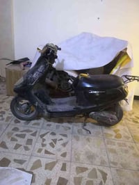 منغولي كلشي مابيه كاملة وشغالة بس محركه تعبان يرادله تجفيت وما فارغله ...